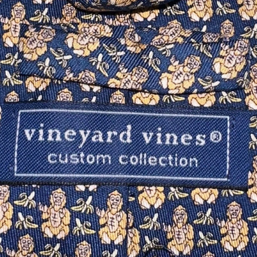 Vineyard Vines Custom Collection AXA Equitable Gorilla Banana Silk Tie Navy